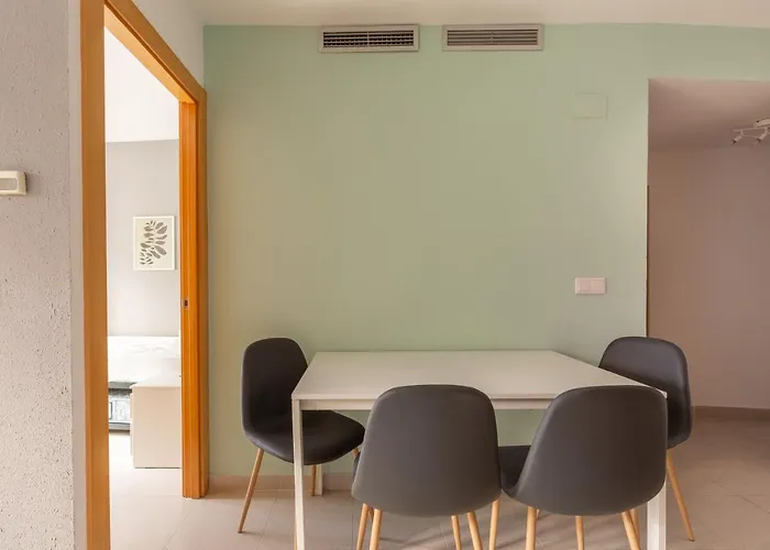 Ar6 - Piso 2 A 5 Minutos Del Pilar, Posibilidad De Parking No Incluido